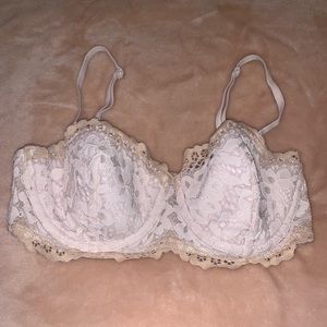 Victoria’s Secret Body by Victoria Balconet 32C